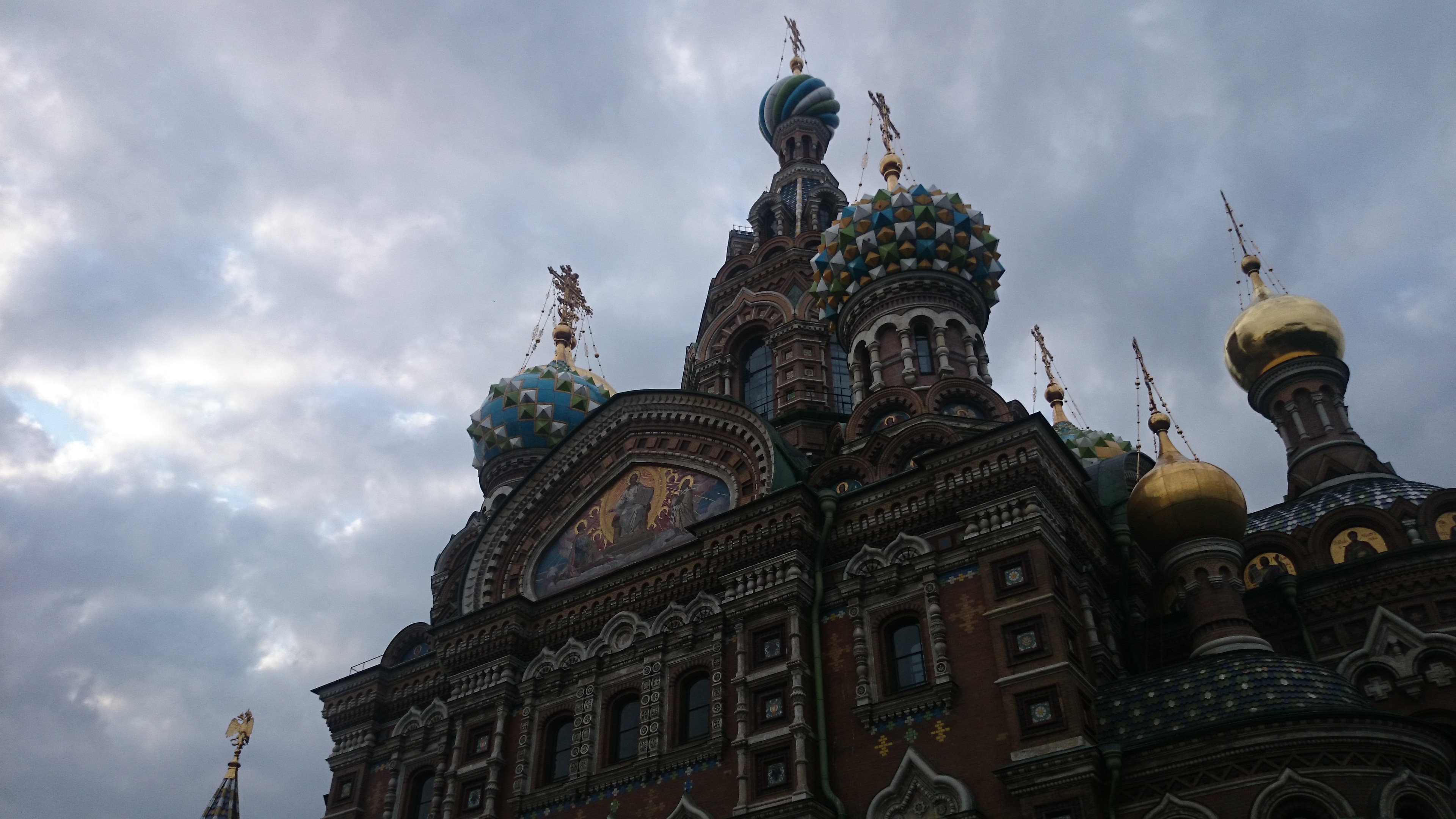 Видео божья церковь. Храм из дома. Церковь Божьей мечты.